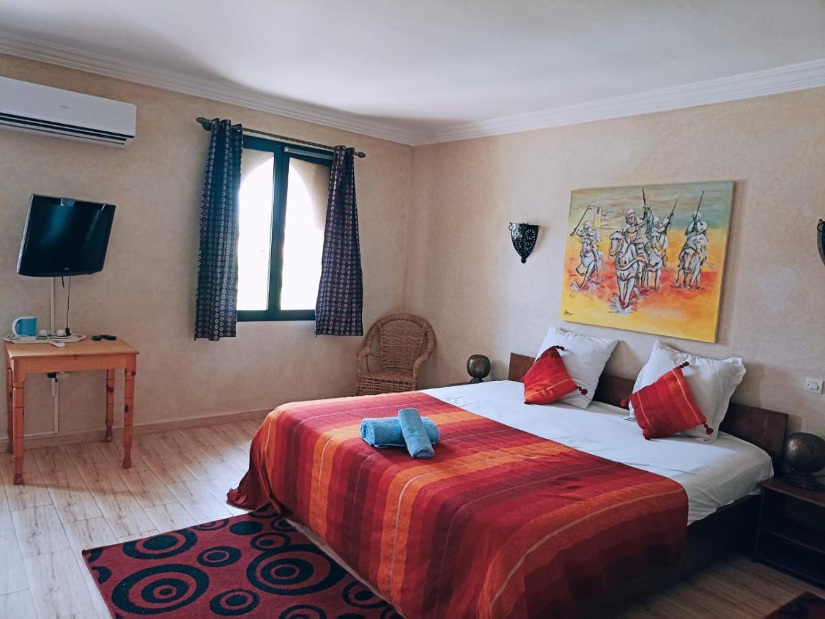 Bed and Breakfast Les Jardins D Amizmiz 6 Piscines Wawizelte Zewnętrze zdjęcie