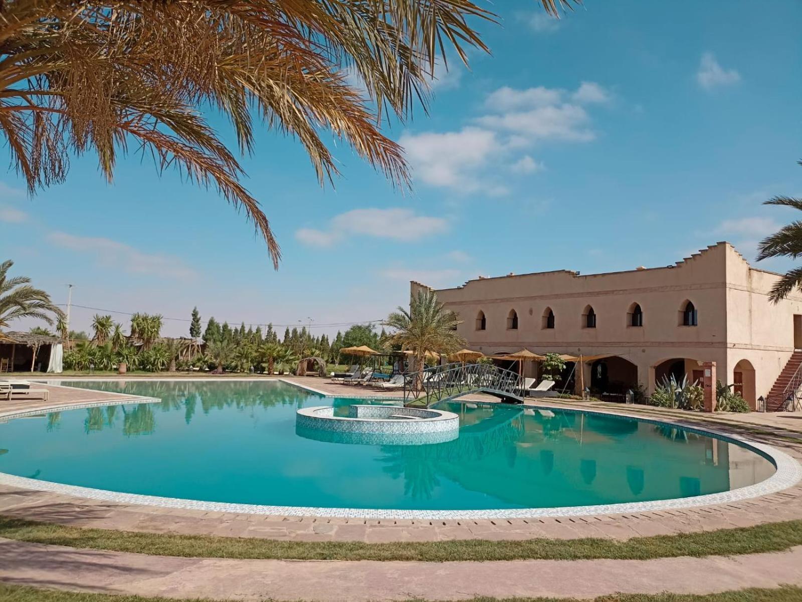 Bed and Breakfast Les Jardins D Amizmiz 6 Piscines Wawizelte Zewnętrze zdjęcie