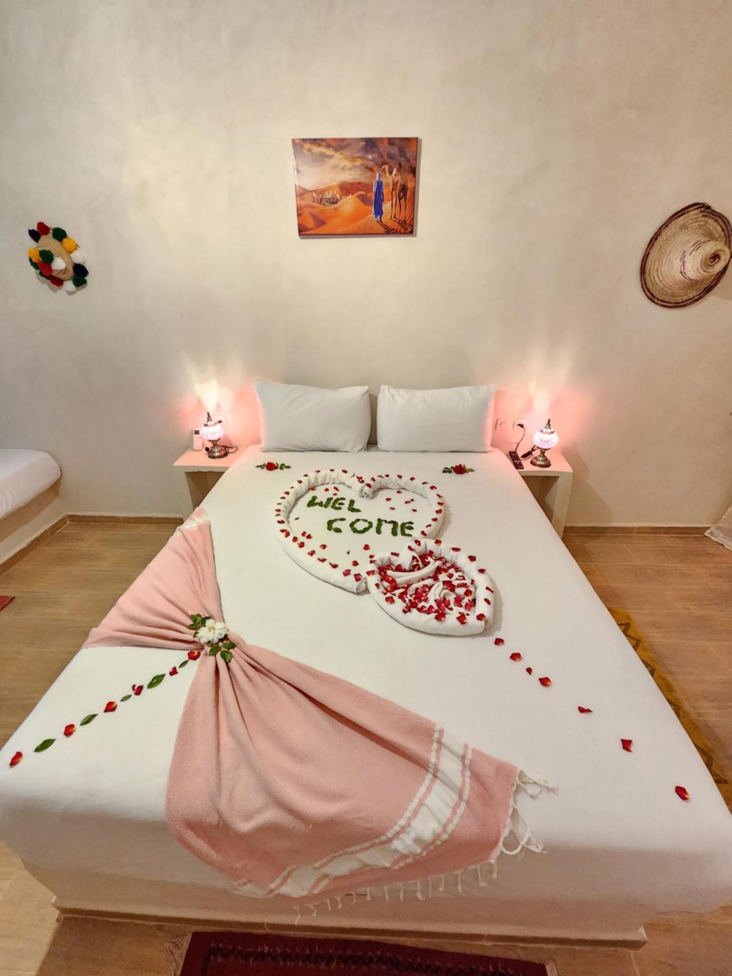 Bed and Breakfast Les Jardins D Amizmiz 6 Piscines Wawizelte Zewnętrze zdjęcie