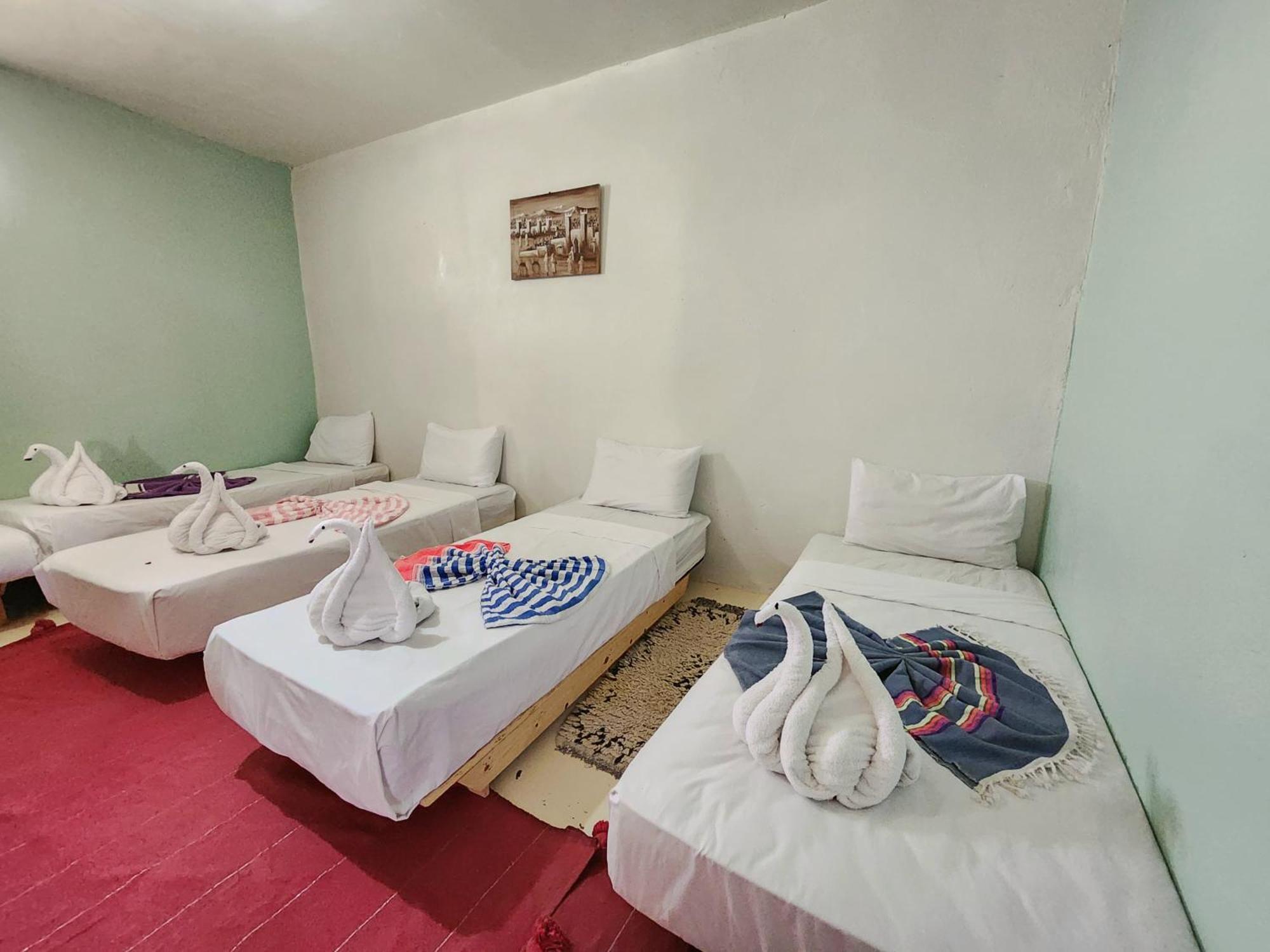 Bed and Breakfast Les Jardins D Amizmiz 6 Piscines Wawizelte Zewnętrze zdjęcie